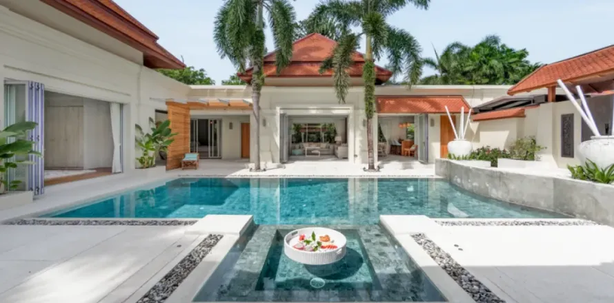 Villa à Phuket, Thaïlande 4 chambres № 123016