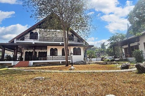 Villa in Pattaya, Thailand 4 bedrooms № 86595 - photo 2