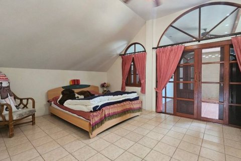 Villa in Pattaya, Thailand 4 bedrooms № 86595 - photo 10