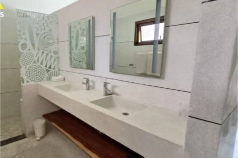 Villa in Ko Samui, Thailand 3 bedrooms № 123800 - photo 12