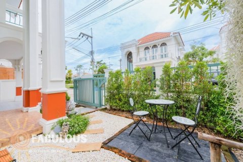 Villa in Ko Kaeo, Thailand 4 bedrooms № 124266 - photo 28