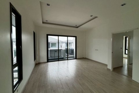 Дом в Паттайе, Таиланд с 4 спальнями  № 125626 - фото 10