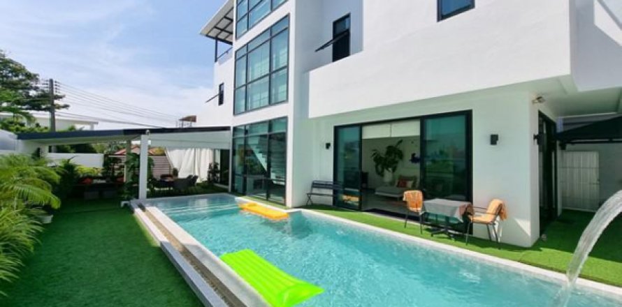 Вилла в Раваи, Таиланд с 3 спальнями  № 125627