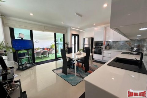 Вилла в Раваи, Таиланд с 3 спальнями  № 125627 - фото 4