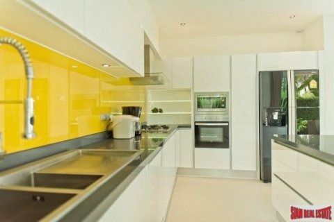 Коммерческая недвижимость в Паттайе, Таиланд 220м2  № 125631 - фото 14