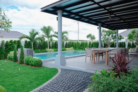 Villa in Hua Hin, Thailand 3 bedrooms № 125851 - photo 4