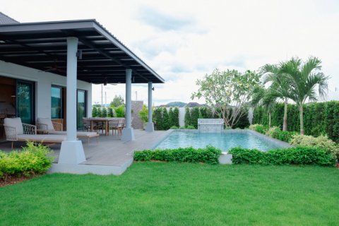 Villa in Hua Hin, Thailand 3 bedrooms № 125851 - photo 3
