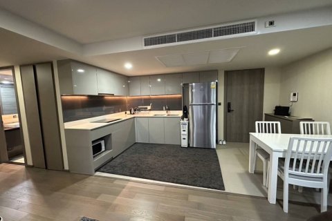 Condo in Bangkok, Thailand, 2 bedrooms  № 125854 - photo 3