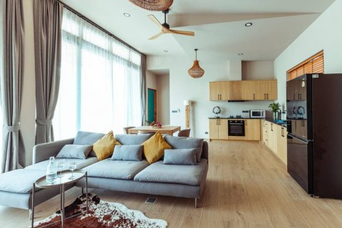 Villa in Surat Thani, Thailand 3 bedrooms № 121029 - photo 7