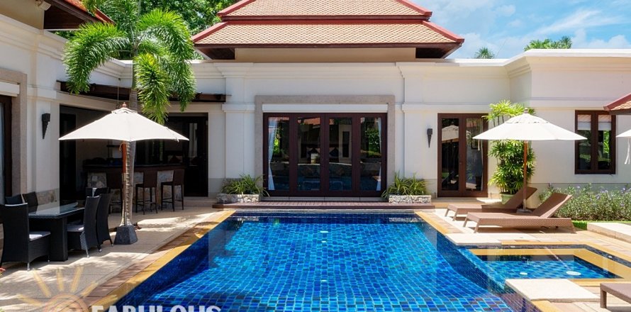 Villa à Phuket, Thaïlande 4 chambres № 124310