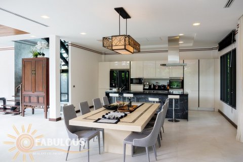 Villa in Phuket, Thailand 4 bedrooms № 124309 - photo 17