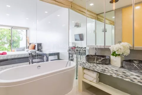 House in Patong, Thailand 3 bedrooms № 131016 - photo 13