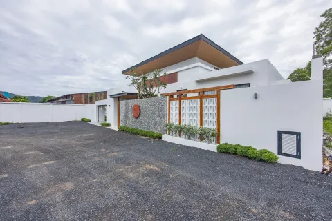 Villa in Phuket, Thailand 3 bedrooms № 107820 - photo 4