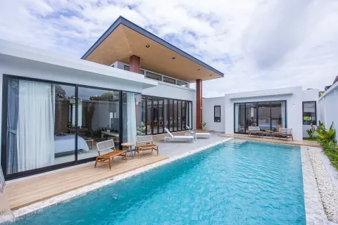 Villa in Phuket, Thailand 3 bedrooms № 107820 - photo 6