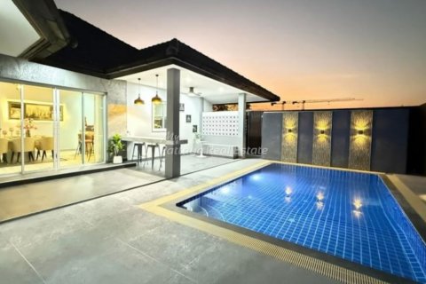 Дом в Паттайе, Таиланд с 4 спальнями № 123494 - фото 2