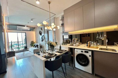 Кондоминиум с 2 спальнями в Пхракханонге, Бангкок, Таиланд № 132531 - фото 1