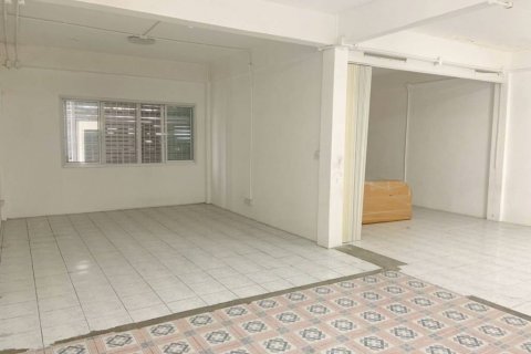 Магазин в Бангкоке, Таиланд 450м2  № 132533 - фото 5