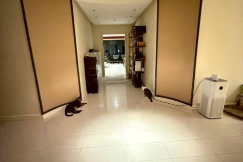 Кондоминиум с 3 спальнями в Бангкоке, Таиланд № 132528 - фото 4