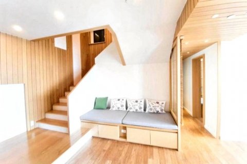 Дуплекс в Бангкоке, Таиланд с 4 спальнями  № 124455 - фото 5