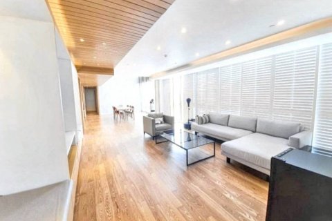 Дуплекс в Бангкоке, Таиланд с 4 спальнями  № 124455 - фото 3