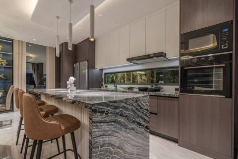 Вилла в Паттайе, Таиланд с 4 спальнями  № 124459 - фото 5