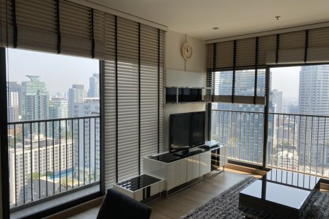 Condo in Bangkok, Thailand, 1 bedroom  № 143165 - photo 2