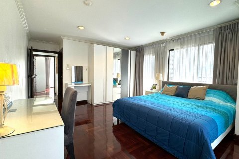 Кондоминиум с 3 спальнями в Бангкоке, Таиланд № 143163 - фото 5