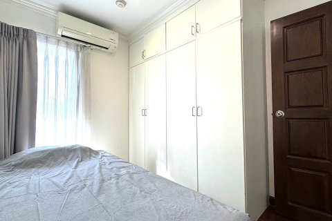 Кондоминиум с 3 спальнями в Бангкоке, Таиланд № 143163 - фото 13