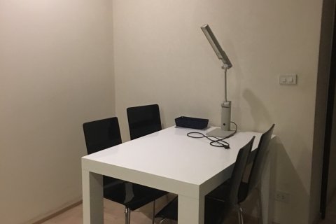 Кондоминиум с 1 спальней в Бангкоке, Таиланд № 143164 - фото 9