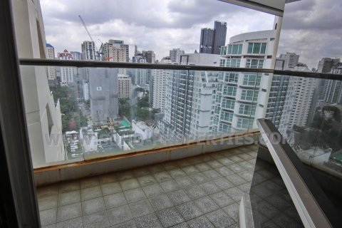 Кондоминиум с 1 спальней в Бангкоке, Таиланд № 143162 - фото 10