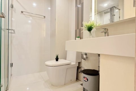 Кондоминиум с 1 спальней в Бангкоке, Таиланд № 143160 - фото 15