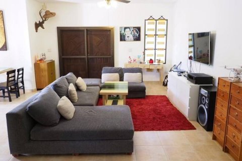 Villa in Kathu, Thailand 5 bedrooms № 104235 - photo 4