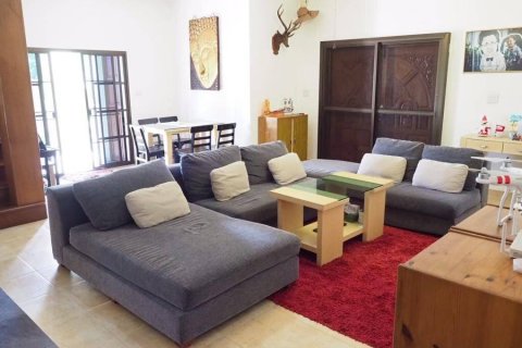 Villa in Kathu, Thailand 5 bedrooms № 104235 - photo 5