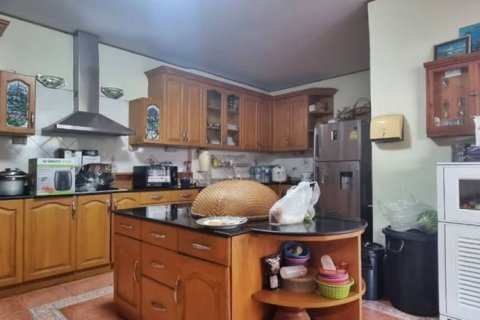 Maison à Pattaya, Thaïlande 8 chambres № 85832 - photo 8