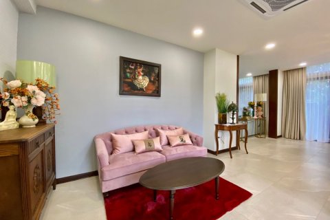 Villa à Chiang Mai, Thaïlande 4 chambres № 80959 - photo 14