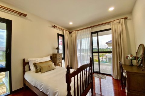 Вилла в Чиангмае, Таиланд с 4 спальнями  № 80959 - фото 23