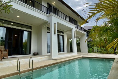 Villa in Chiang Mai, Thailand 4 bedrooms № 80959