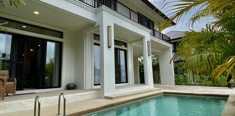 Villa à Chiang Mai, Thaïlande 4 chambres № 80959