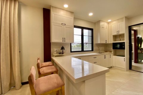 Вилла в Чиангмае, Таиланд с 4 спальнями  № 80959 - фото 12