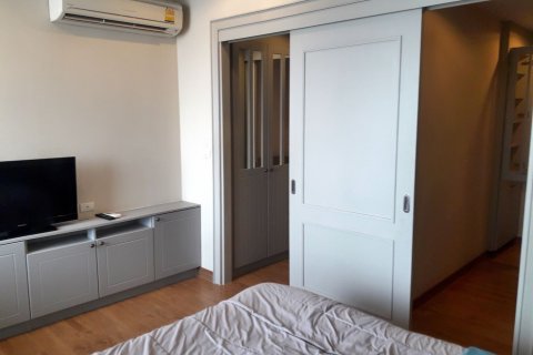 Студия в кондо в Пхая Тая, Бангкок, Таиланд № 141700 - фото 2