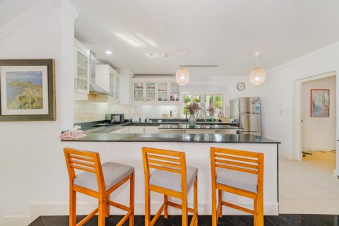 House in Bang Tao, Thailand 5 bedrooms № 126516 - photo 9