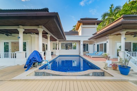 House in Bang Tao, Thailand 5 bedrooms № 126516 - photo 2