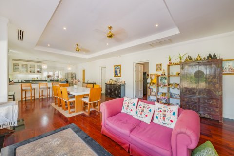 House in Bang Tao, Thailand 5 bedrooms № 126516 - photo 19