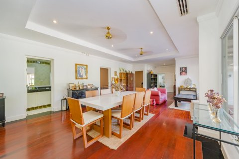 House in Bang Tao, Thailand 5 bedrooms № 126516 - photo 7