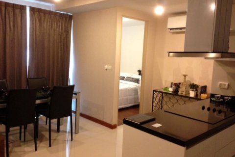 Кондоминиум с 2 спальнями в Бангкоке, Таиланд № 143507 - фото 7