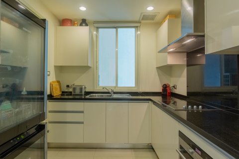 Кондоминиум с 2 спальнями в Бангкоке, Таиланд № 143511 - фото 12