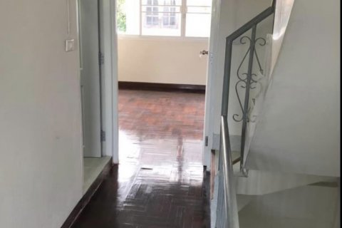 Таунхаус в Бангкоке, Таиланд с 4 спальнями № 143681 - фото 8