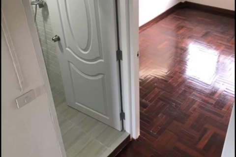 Таунхаус в Бангкоке, Таиланд с 4 спальнями № 143681 - фото 10