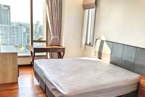 Кондоминиум с 2 спальнями в Пхракханонге, Бангкок, Таиланд № 126613 - фото 4