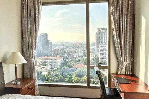 Кондоминиум с 2 спальнями в Пхракханонге, Бангкок, Таиланд № 126613 - фото 7